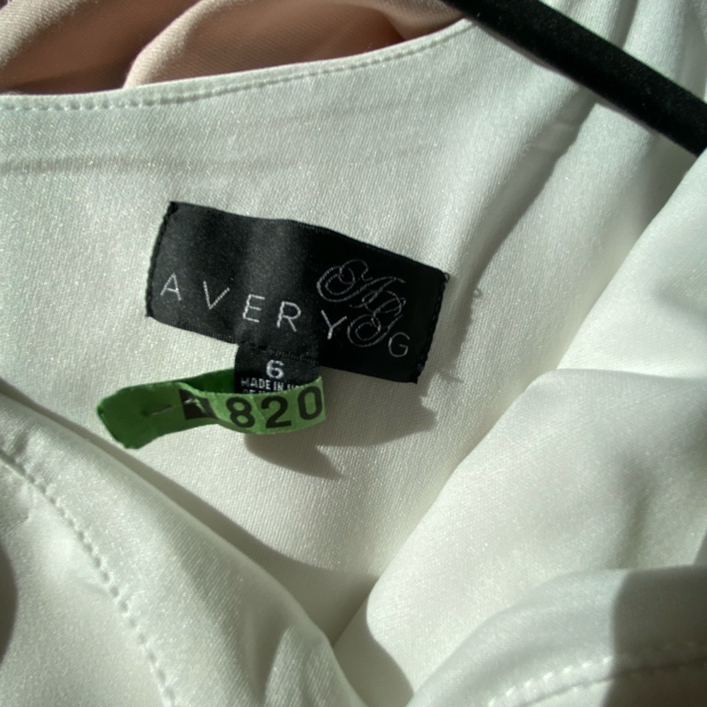 White jumper